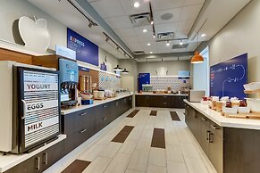 Holiday Inn Express Wilmington Porters Neck by IHG