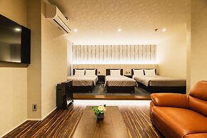 GRAND BASE Hakatamon