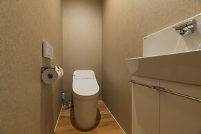 GRAND BASE Hakatamon