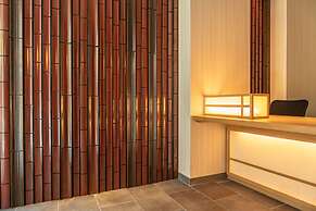 GRAND BASE Hakatamon