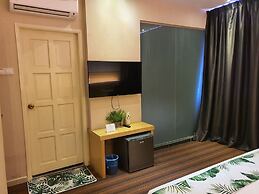 Grandeur Hotel and Spa