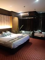 Grandeur Hotel and Spa