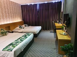 Grandeur Hotel and Spa