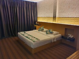 Grandeur Hotel and Spa