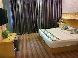 Grandeur Hotel and Spa