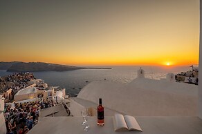Sole d'oro Sunset & Caldera View Grand Suite