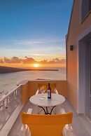 Sole d'oro Sunset & Caldera View Grand Suite