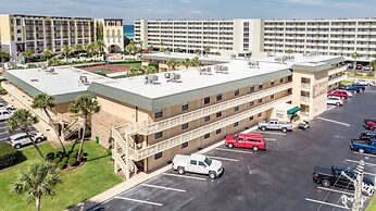 Venus 110 2 Bedroom Condo by Redawning