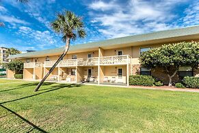 Venus 110 2 Bedroom Condo by Redawning