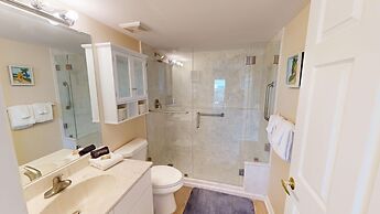 Seacrest 603 is a Gulf View 2 BR on Okaloosa Island by RedAwning