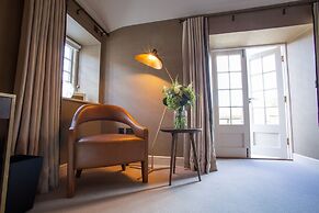 The Falcon Hotel