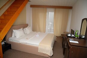 Atrium Mountain View