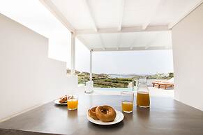 Theros Luxury Villas