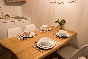 Theros Luxury Villas