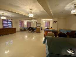 Grand Life Hotel