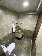 Grand Life Hotel
