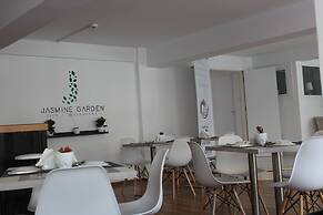 La Veranda Hotel