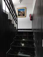 Val Hotel Santamaria Quito