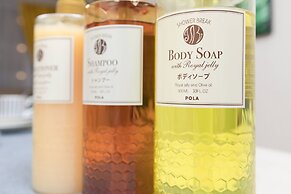 Ostay Vermillion Namba