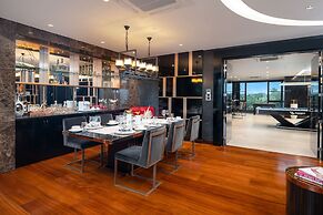 The Gems Mining Pool Villas Pattaya