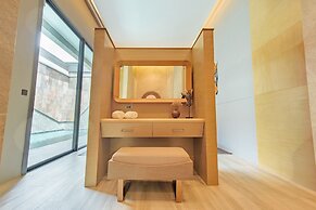 The Gems Mining Pool Villas Pattaya