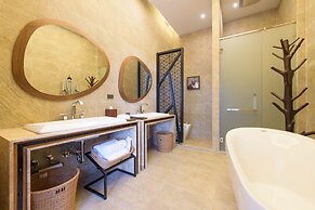 The Gems Mining Pool Villas Pattaya