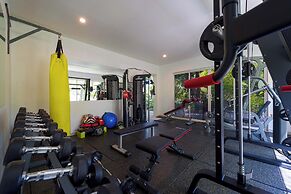 6BR Luxury Tropical Pool Villa PH125