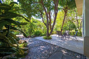 6BR Luxury Tropical Pool Villa PH125