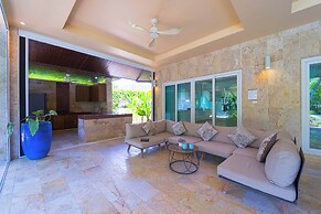 6BR Luxury Tropical Pool Villa PH125