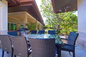 6BR Luxury Tropical Pool Villa PH125