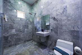 6BR Luxury Tropical Pool Villa PH125