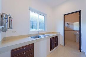 6BR Luxury Tropical Pool Villa PH125