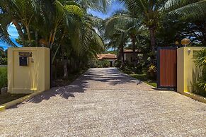 6BR Luxury Tropical Pool Villa PH125
