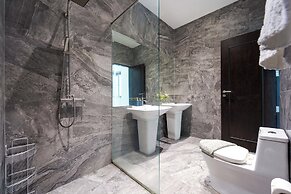 6BR Luxury Tropical Pool Villa PH125