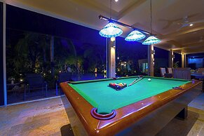 6BR Luxury Tropical Pool Villa PH125