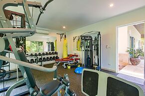 6BR Luxury Tropical Pool Villa PH125