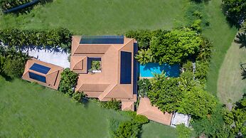 6BR Luxury Tropical Pool Villa PH125