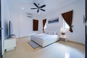 6BR Luxury Tropical Pool Villa PH125