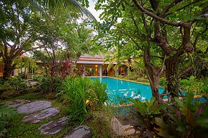 6BR Luxury Tropical Pool Villa PH125