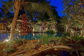 6BR Luxury Tropical Pool Villa PH125