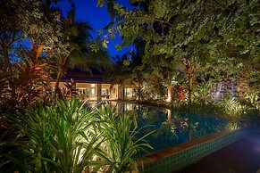 6BR Luxury Tropical Pool Villa PH125