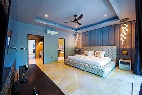 6BR Luxury Tropical Pool Villa PH125