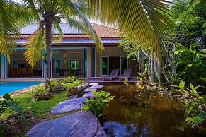 6BR Luxury Tropical Pool Villa PH125