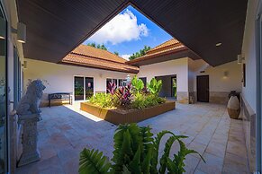 6BR Luxury Tropical Pool Villa PH125