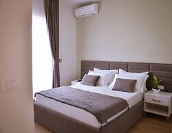 Airport Garden Hotel