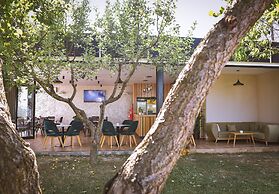 Airport Garden Hotel