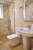 Airport Garden Hotel