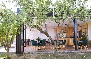 Airport Garden Hotel