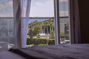 Airport Garden Hotel