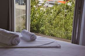 Airport Garden Hotel